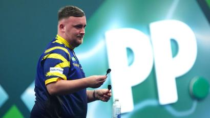 Bild: Bradley Collyer/PA Wire/dpa
Luke Littler musste sich als Kind einer Operation an den Augen unterziehen. (Archivbild)