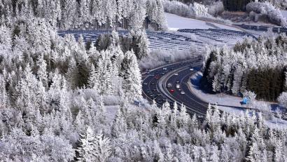 Bild: Karl-Josef Hildenbrand/dpa
Die drei Weihnachtstage vom 24. bis 26. Dezember waren in Deutschland im Mittel so kalt wie seit dem Jahr 2010 nicht mehr.