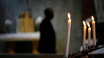 Bild: Themba Hadebe/AP/dpa
Viele berühmte Menschen haben sich 2025 von der Welt verabschiedet. (Symbolbild)