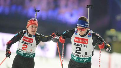 Bild: Bernd Thissen/dpa
Das deutsche Team Justus Strelow und Janina Hettich-Walz beim Biathlon auf Schalke.