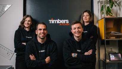 Bild: Timbers
Tim Bergemann (vorne rechts), Managing Director von Timbers, mit einem Teil seines Teams.