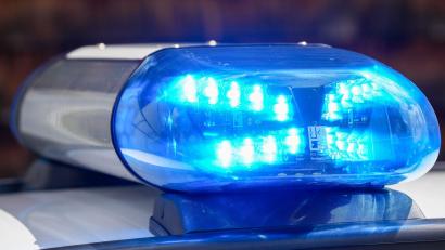 Symbolbild: Soeren Stache/dpa
Bislang Unbekannte besprühten ein Trafohäuschen in Nabburg mit Graffiti.