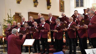 Bild: ubb
Der Männergesangsverein Tirschenreuth unter Gesamtleitung von Horst Schultes war der Veranstalter des stimmungsvollen Kirchenkonzertes.