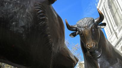 Bild: Arne Dedert/dpa
Börse in Frankfurt: Der Dax hat das beste Börsenjahr seit 2019 hingelegt (Archivbild)