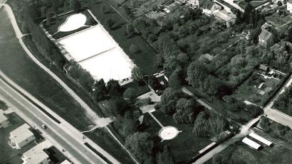 Luftbild: Werner Lischka
Ach komm, was ist jetzt das schon wieder? Zugegeben, es macht immer mehr Spaß, das Luftbildrätsel mit Aufnahmen aus dem Jahr 1973.