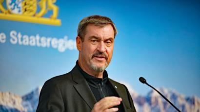 Bild: Malin Wunderlich/dpa
Ministerpräsident Söder wählt zum Jahreswechsel nachdenkliche Worte. (Archivbild)