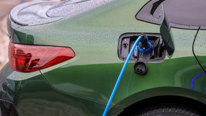 Bild: Jan Woitas/dpa
In Norwegen hatten 2025 fast alle neu zugelassenen Pkw einen E-Antrieb.