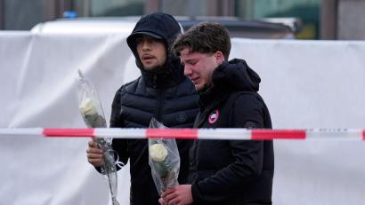 Bild: Baz Ratner/AP/dpa
Unendliche Trauer in Crans-Montana.