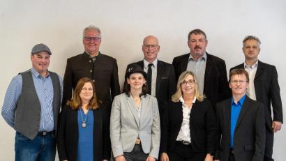 Bild: Marco Ruider 
Die Kandidatinnen und Kandidaten der CWU Schnaittenbach – Umland. Vorne von links: Regina Schwendner, Sabine Gräf, Birgit Schmidbauer und Norbert Schwendner; Hinten von links: Andreas Piehler, Josef Meier, Franz Schwendner, Theodor Zollitsch und Marco Ruider.