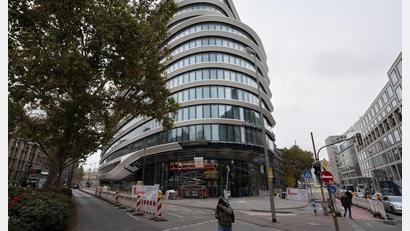 Bild: Boris Roessler/dpa
Nestlé ruft bestimmte Säuglingsnahrung zurück: Eltern sollen Produkte nicht mehr verwenden