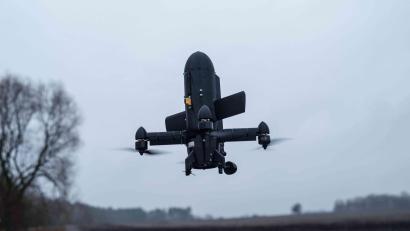 Bild: Evgeniy Maloletka/AP/dpa
Die Ukraine hat nach Erkenntnissen von US-Sicherheitsbeamten nicht die Residenz von Kremlchef Putin angegriffen - auch Trump sieht das nun so. (Archivfoto)