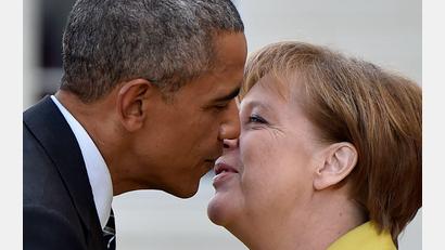 Bild: Martin Meissner/AP/dpa
Die damalige Kanzlerin Merkel und der damalige US-Präsident Obama haben sie gut verstanden - doch eine Abhöraffäre sorgte für Missstimmungen. (Archivfoto)