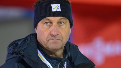 Bild: Hendrik Schmidt/dpa
Fis-Rennleiter Sandro Pertile arbeitet weiter an einer Angleichung des Sprung-Kalenders. (Archivbild)