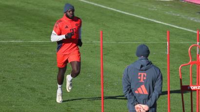 Bild: Karl-Josef Hildenbrand/dpa
Wie sieht die Zukunft von Dayot Upamecano aus?