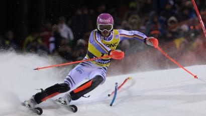 Bild: Roberto Tommasini/LiveMedia-IPA/ZUMA Press Wire/dpa
Linus Straßer belegte beim Nachtslalom in Madonna di Campiglio Rang 14.