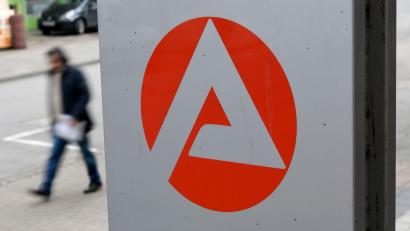 Symbolbild: Sonja Wurtscheid/dpa
Die Arbeitslosigkeit ist im Landkreis Tirschenreuth im Dezember gestiegen.