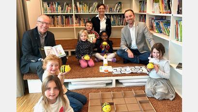 Bild: Martina Fuhrmann/BRK
Digital programmierbare „Käfer“ aus der digitalen Medienbox von IGZ sind im praktischen Einsatz in den BRK-Kinderhäusern des Landkreises Tirschenreuth.