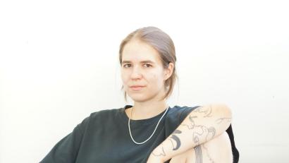 Bild: Sophia Merwald/ privat
Sophia Merwald spricht im Kulturkiosk über ihren Debütroman "Sperrgut" und ihre Liebe zur Lyrik.