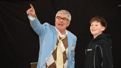 Bild: rpp
Finn aus dem Publikum half beim Reimen und trug selbst gekonnt ein Gedicht vor.