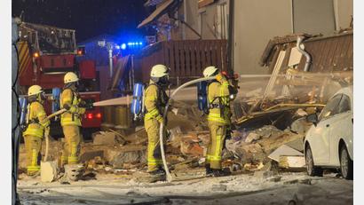 Bild: Jannik Nölke/dpa
Am frühen Morgen wurden die Einsatzkräfte zu dem Haus gerufen.