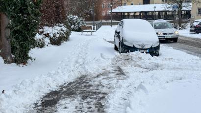 Bild: Petra Hartl
Das Sturmtief "Elli" bescherte auch den Ambergern einen gehörigen Wintereinbruch. Schwere Unfälle oder andere große Probleme blieben den Menschen sowohl in der Stadt als auch im Landkreis erspart.