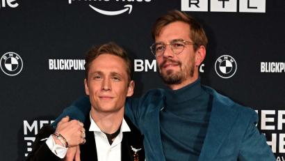 Bild: Felix Hörhager/dpa
Schweighöfer und Winterscheidt verzichten im Januar auf Alkohol. (Archivbild)