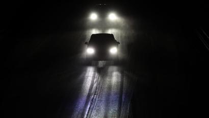 Bild: Karl-Josef Hildenbrand/dpa
Autos am Donnerstagabend auf der Autobahn A96 in Schwaben.