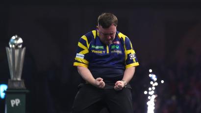 Bild: John Walton/PA Wire/dpa
Luke Littler hat wieder einen Grund zum Jubeln. (Archivbild)