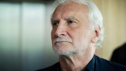 Bild: Christoph Soeder/dpa
Rudi Völler will keine politischen Diskussionen vor WM-Spielen. (Archivbild)