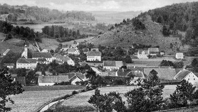 Bild: Archiv Markt Schmidmühlen
Emhof um 1945.