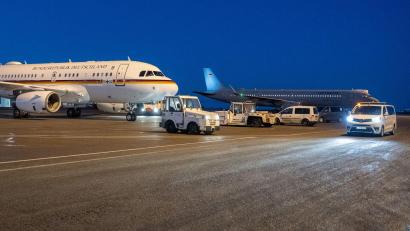 Bild: Michael Kappeler/dpa
Beide Maschinen hatten den gleichen Weg.