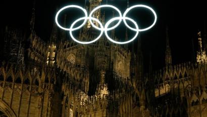 Bild: Luca Bruno/AP/dpa
Die Winterspiele in Mailand dürften erneut von politischen Debatten begleitet werden. (Archivbild)