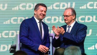 Bild: Klaus-Dietmar Gabbert/dpa
Sven Schulze will das Amt von Sachsen-Anhalts Regierungschef Reiner Haseloff (beide CDU) übernehmen. (Archivbild)