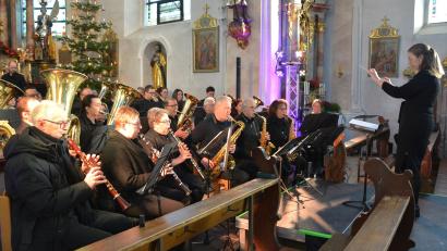 Bild: jr
Die Blaskapelle Konnersreuth begeisterte am Sonntagnachmittag mit einem anspruchsvollen Neujahrskonzert in der Pfarrkirche St. Laurentius.