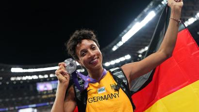 Bild: Michael Kappeler/dpa
Lässt die Hallen-WM aus: Weitsprung-Star Mihambo. (Archivbild)