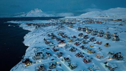 Bild: Evgeniy Maloletka/AP/dpa
Grönland soll sich nach Trumps Wunsch bald in die Liste der gekauften US-Gebiete einreihen. (Archivbild)