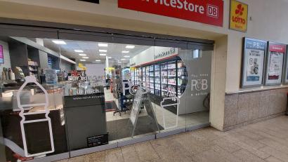 Bild: Kerstin Starke
Von der Seite des Marktredwitzer Bahnhofsvorraums aus war der Einbrecher in die Buchhandlung eingedrungen