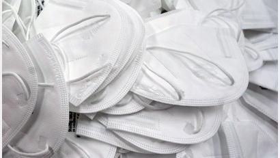 Bild: Thomas Frey/dpa
Nach dem Verkauf von Schutzmasken in der Corona-Krise soll ein Mann Millionen Euro an Steuern hinterzogen haben. (Symbolbild)