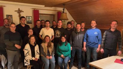 Bild: Dominik Dorner
Die Freie Wählergemeinschaft Rottendorf Gösselsdorf hat ihre Kandidaten für die Kommunalwahl 2026 nominiert.