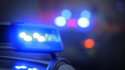 Bild: Karl-Josef Hildenbrand/dpa
Die Polizei sucht nach dem Täter. (Symbolbild)