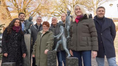 Bild: Artur Lindner
Von Links die Kandidaten der CSU Gebenbach: Bernadette Rösch, Sebastian Kraus, Prof. Dr. Hans Bäumler, Sabine Lindner, Werner Kohl, Andreas Wendl, Bürgermeisterkandidatin Susanne Lindner und Cajetan Kredler.