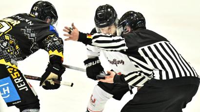 Archivbild: Hubert Ziegler
Der ERSC Amberg möchte am Sonntag in Königsbrunn dagegenhalten.