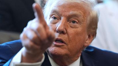 Bild: Evan Vucci/AP/dpa
Trump beharrt auf seinen Anspruch auf Grönland. (Archivbild)