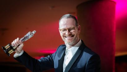 Bild: Christoph Soeder/dpa
Joachim Trier räumte mit seinem Werk beim Europäischen Filmpreis ab.