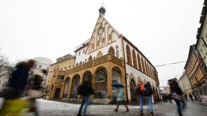 Symbolbild: Petra Hartl
Die Weihnachtssammlung für die „Amberger Bürgerstiftung – OB Wolfgang Dandorfer“ hat im Jahr 2025 wieder ein Rekordergebnis erzielt.