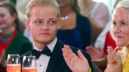 Bild: Lise Aserud/NTB/dpa
Kurz vor Prozessbeginn: Es gibt weitere Anklagepunkte gegen Marius Borg Høiby. (Archivfoto)