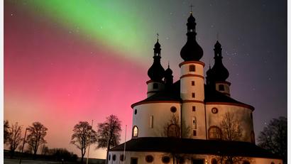 Bild: Matthias Söllner
So eine schöne Kulisse für die Kappl bei Waldsassen. Auch hier waren die Polarlichter zu sehen.