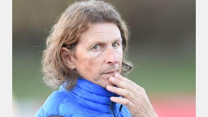 Bild: A. Schwarzmeier
Josef Dütsch soll beim FC Weiden-Ost als Sportlicher Leiter wieder ein Klima des Vertrauens schaffen.