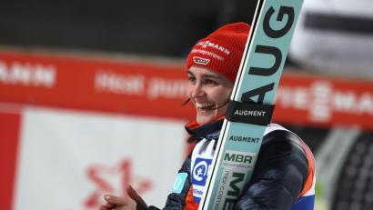 Bild: Karl-Josef Hildenbrand/dpa
Selina Freitag war in Zao die beste deutsche Springerin. (Archivbild)