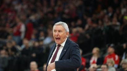 Bild: Matthias Stickel/dpa
Nach drei Heimsiegen in Serie hat Trainer Svetislav Pesic mit den Bayern wieder zuhause verloren.